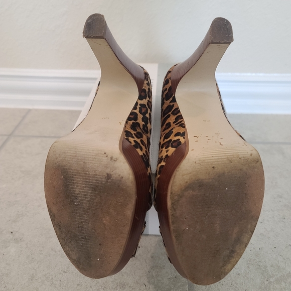 Leopard pony hair peeptoe heel by Marc Fisher - Picture 4 of 4